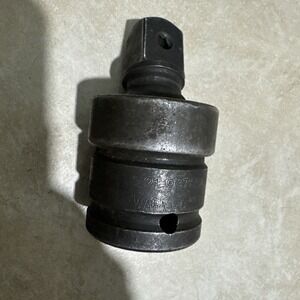 ARMSTRONG, 3/4" MALE - 3/4" FEMALE IMPACT UNIVERSAL JOINT, #21-947